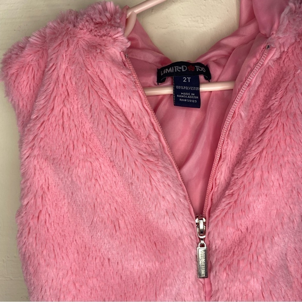 Vintage Y2K Limited Too Pink Faux Fur Vest Size 2T - Picture 7 of 7